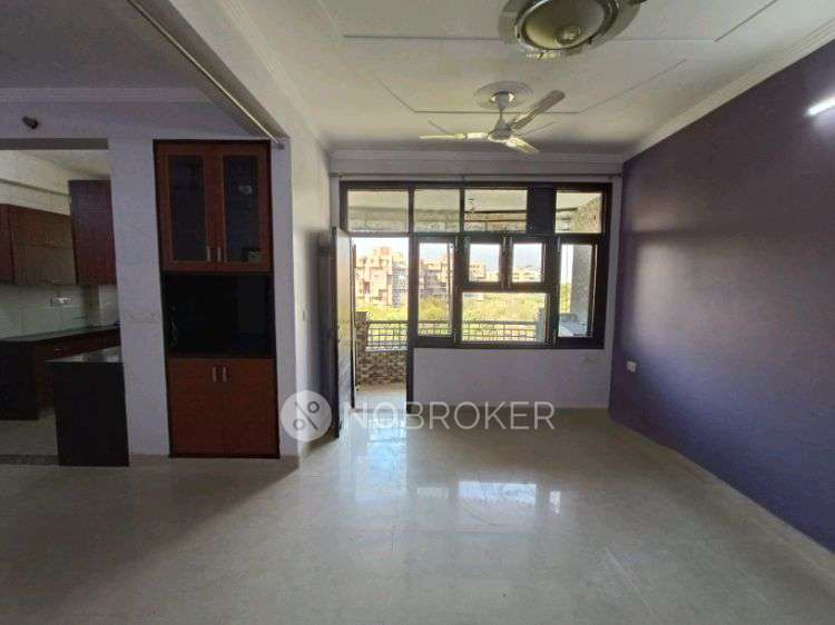 3 BHK Flat In Ayudh Vihar, Sector 13 Main Road for Rent  In Sector 13 Main Road