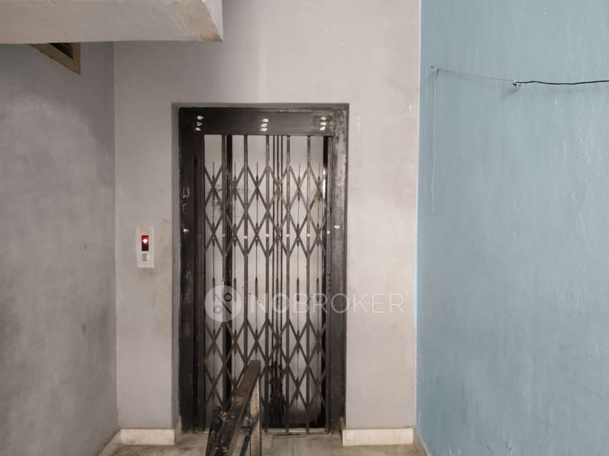 1 BHK Flat In Aruna Gowri Nivas For Sale  In  Padmarao Nagar