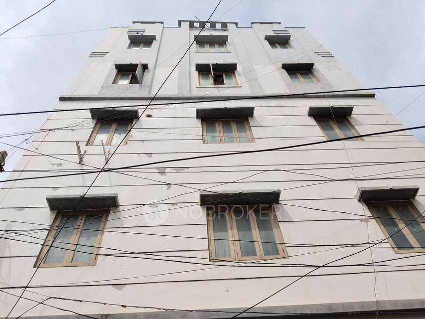 1 BHK Flat In Aruna Gowri Nivas For Sale  In  Padmarao Nagar