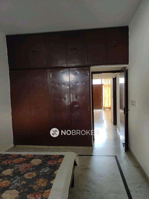 4+ BHK Flat For Sale  In Sector 23 