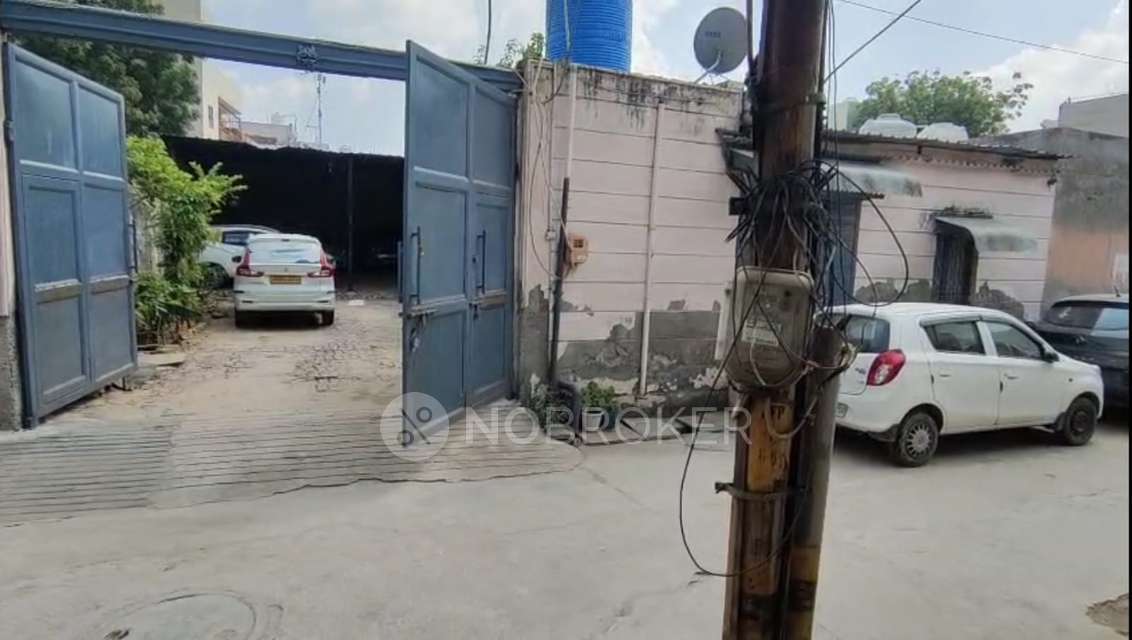 Plot For Sale  In Krishna Nagar / Gopal Nagar