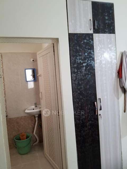 2 BHK Flat In Mobin Building For Sale  In Electronics City Phase 1,