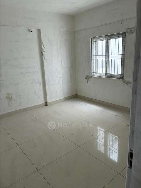 2 BHK Flat In Slv Castlemine, Katamnallur For Sale  In Katamnallur