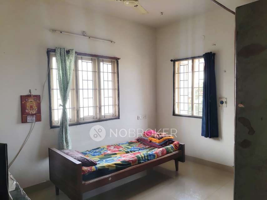 3 BHK Flat In Bhuvenswari Bahar For Sale  In Pallikaranai