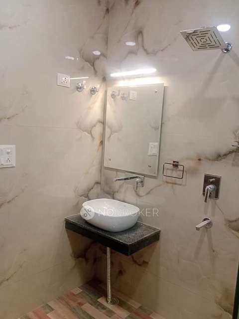 3 BHK Flat In Gh-14 For Sale  In Gh-14 Paschim Vihar