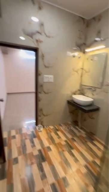 3 BHK Flat In Gh-14 For Sale  In Gh-14 Paschim Vihar