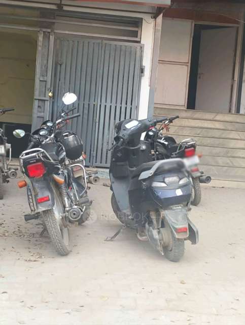 Godown/Warehouse in Sector 7 , Gurgaon for Rent 