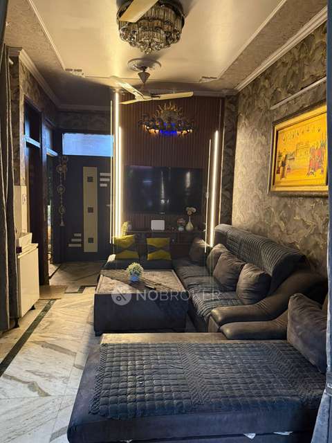 3 BHK Flat In Arora Apartment For Sale  In Tilak Nagar