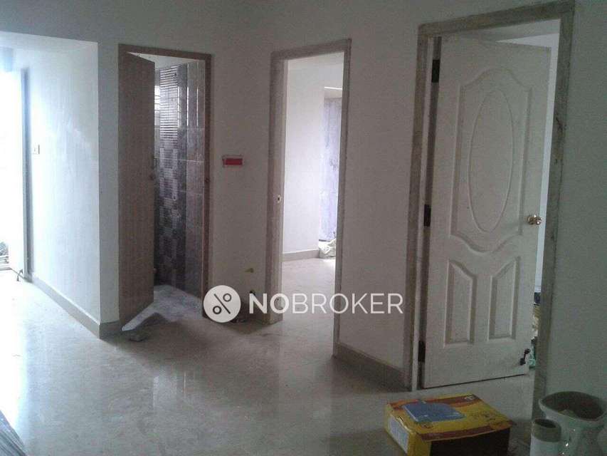 2 BHK Flat In Rukmani Flats For Sale  In Perumbakkam