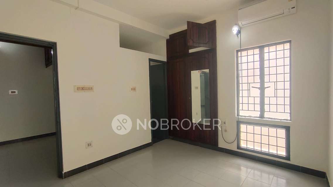2 BHK Flat In Zams Palm Avenue For Sale  In Vadapalani