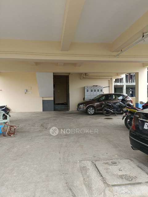 2 BHK Flat In Nest Legend For Sale  In Sholinganallur