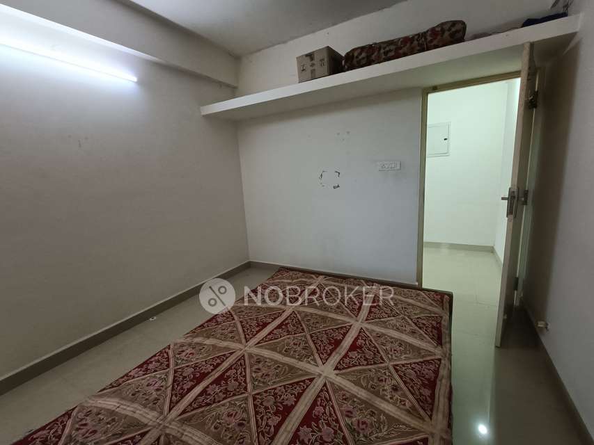 2 BHK Flat In Nest Legend For Sale  In Sholinganallur