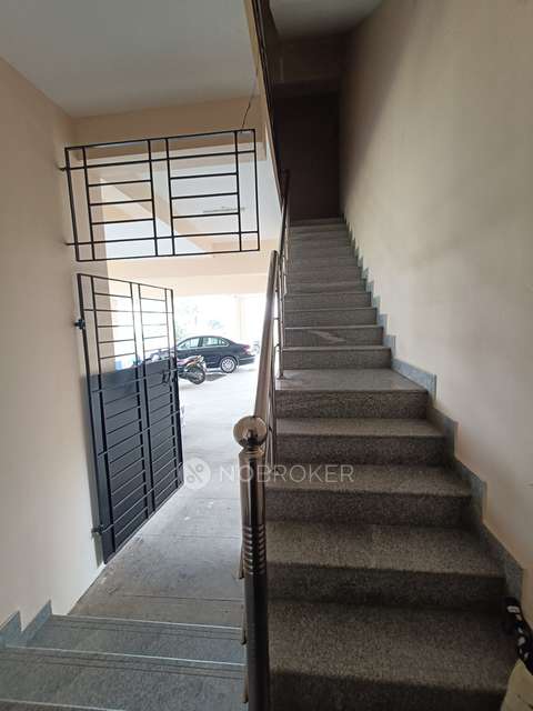 2 BHK Flat In Nest Legend For Sale  In Sholinganallur