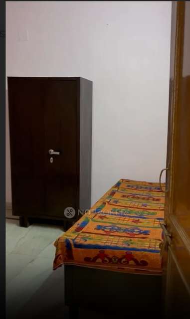 PG for Girls in Pal Dairy