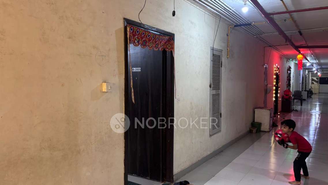 1 BHK Flat In Omkar Sra For Sale  In Malad East