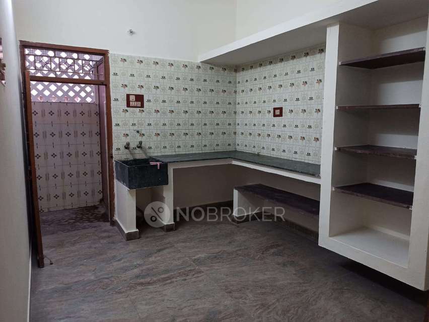 2 BHK Flat In Ashwin Apartment for Rent  In Perambur