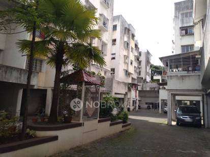 2 BHK Flat In Modelcolony for Rent  In Deep Bungalow Chowk