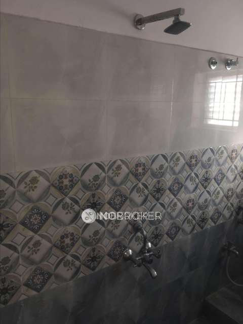 2 BHK Flat In Padmavati Residence For Sale  In Devarachikkana Halli