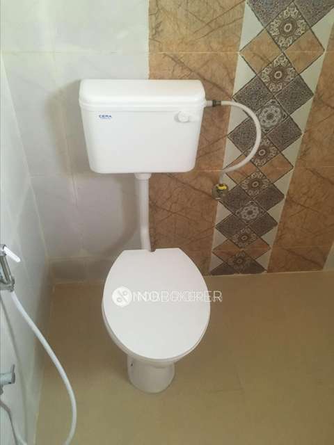 2 BHK Flat In Padmavati Residence For Sale  In Devarachikkana Halli