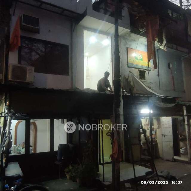 Shop in Lodhi Colony , Delhi for sale 