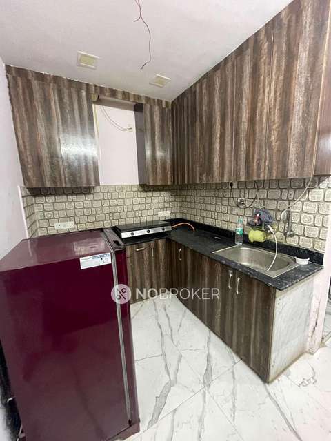 2 BHK Flat For Sale  In Moti Nagar