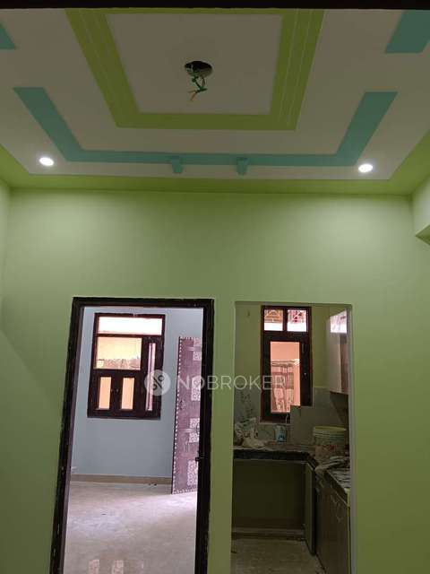 1 RK Flat In Solanki Niwas for Rent  In Sir Chhotu Ram Marg