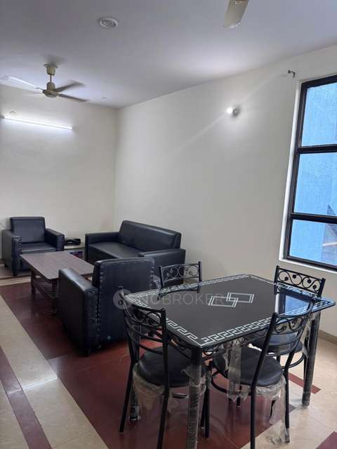 2 BHK Flat In Reputed Plot Sector 39 for Rent  In Gurgaon