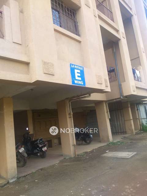 1 BHK Flat In La Royale For Sale  In Undri