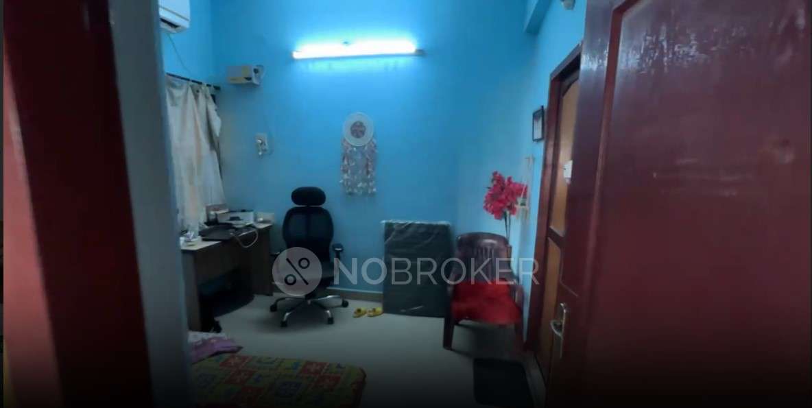 2 BHK Flat In Ashok Manor, Selaiyur For Sale  In Selaiyur