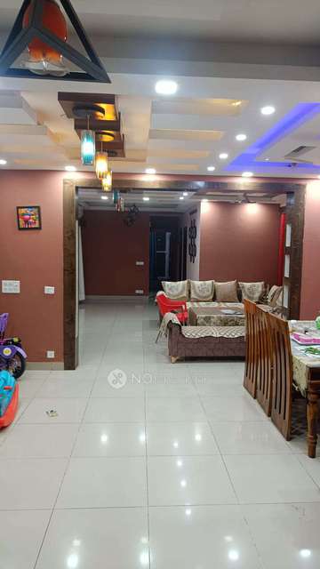 4+ BHK Flat In Royal Court For Sale  In Royal Court