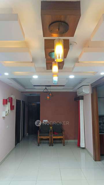 4+ BHK Flat In Royal Court For Sale  In Royal Court