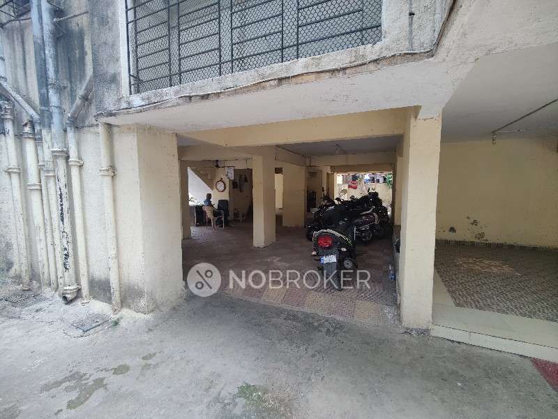 1 BHK Flat In Rose Apartment For Sale  In Malad West