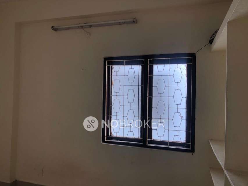2 BHK Flat In Chola Towers For Sale  In West Marredpally, 