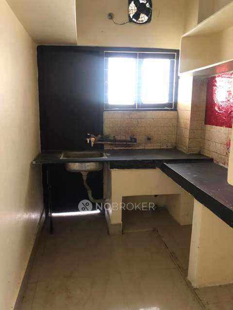 2 BHK Flat In Chola Towers For Sale  In West Marredpally, 