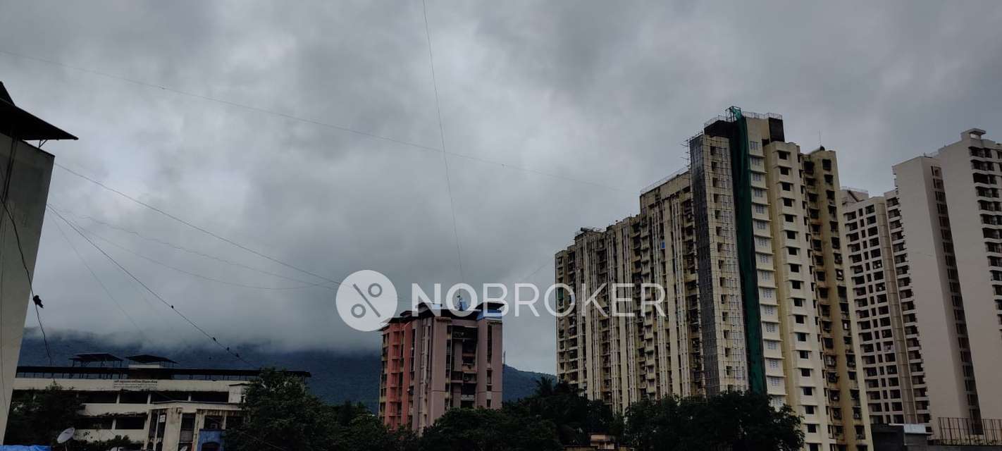 1 RK House For Sale  In Thane West