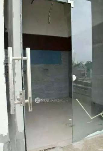 Shop in Knowledge Park Iii, Greater Noida for Rent 