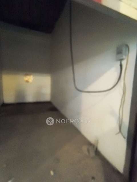 Shop in Sector 65, Noida for Rent 