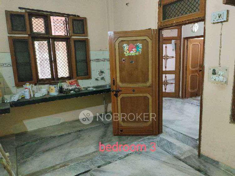 3 BHK House for Rent  In Sector 11