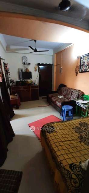 1 BHK Flat In Krescent Apartments For Sale  In Pratap Vihar