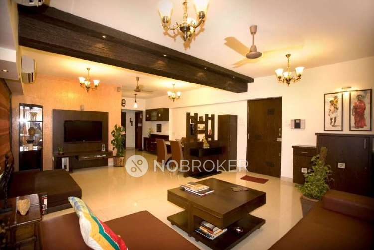 4+ BHK Flat In Palash Towers C Wing Chs Ltd., Andheri West For Sale  In Andheri West