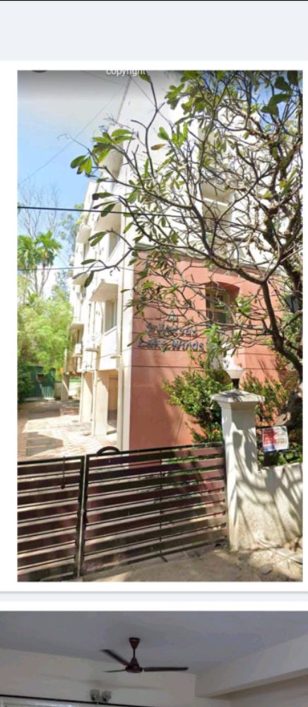 Lake Winds Apartment