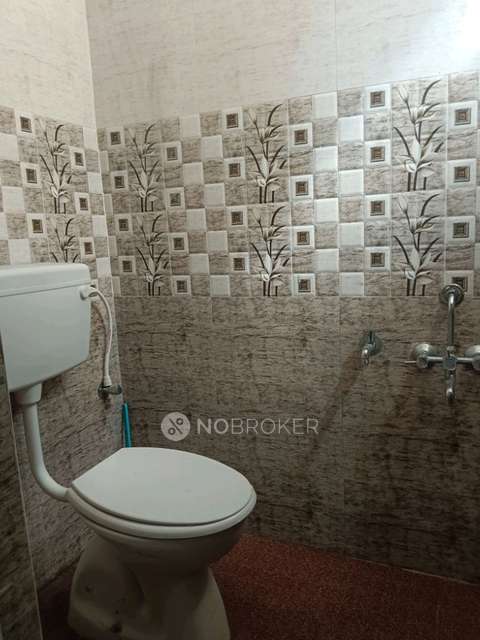 2 BHK Flat In Ff For Sale  In Thiruvanmiyur