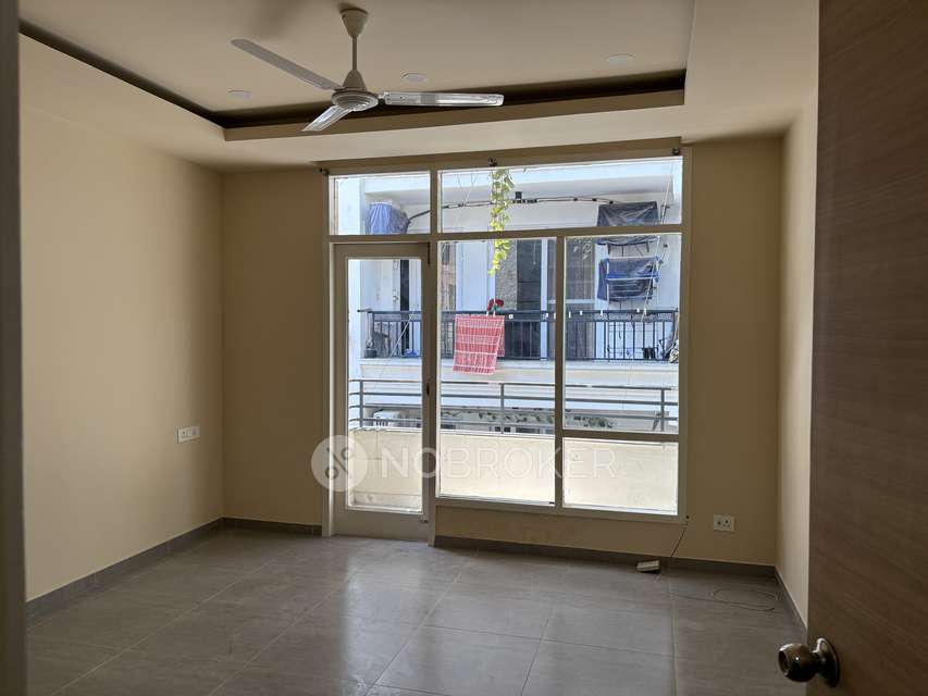 1 BHK Flat In Builder Floor for Rent  In Hargobind Enclave