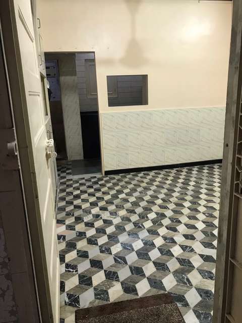 1 BHK House For Sale  In Malad West