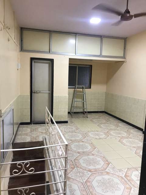 1 BHK House For Sale  In Malad West