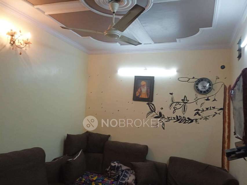 2 BHK Flat For Sale  In Mukherjee Nagar