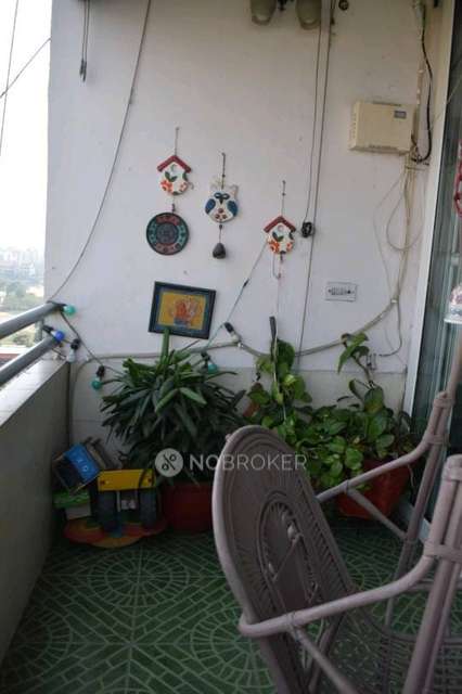 3 BHK Flat In Vigyapan Lok Apartments For Sale  In Mayur Vihar