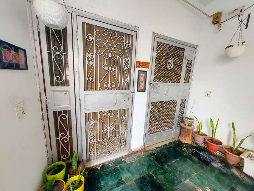2 BHK Flat In Senior Citizen For Sale  In Phi Ii