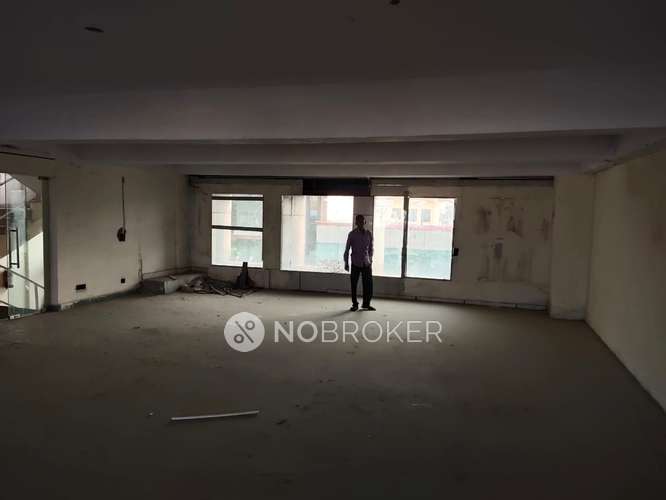 Showroom in Kalkaji, Delhi for Rent 