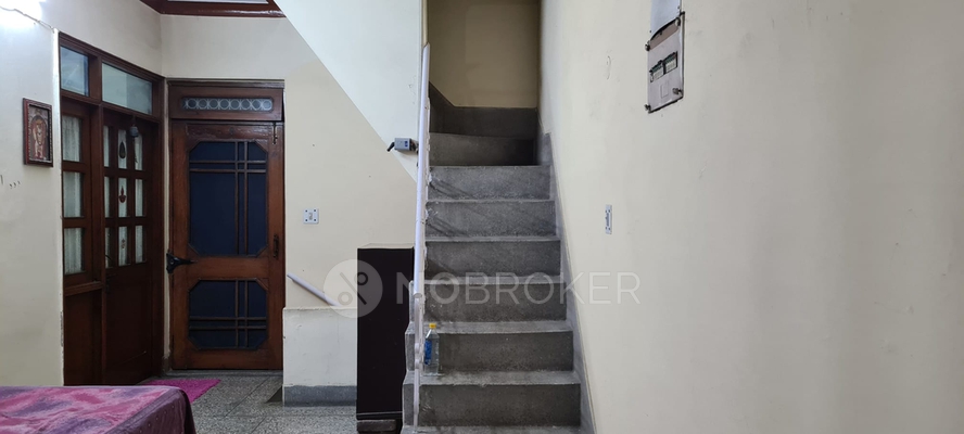 2 BHK House for Rent  In Pandav Nagar